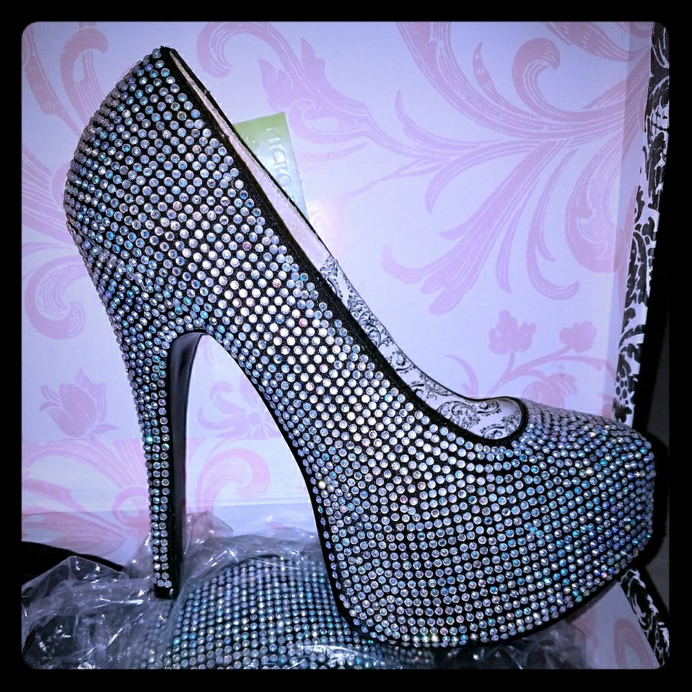Iridescent bordello heels